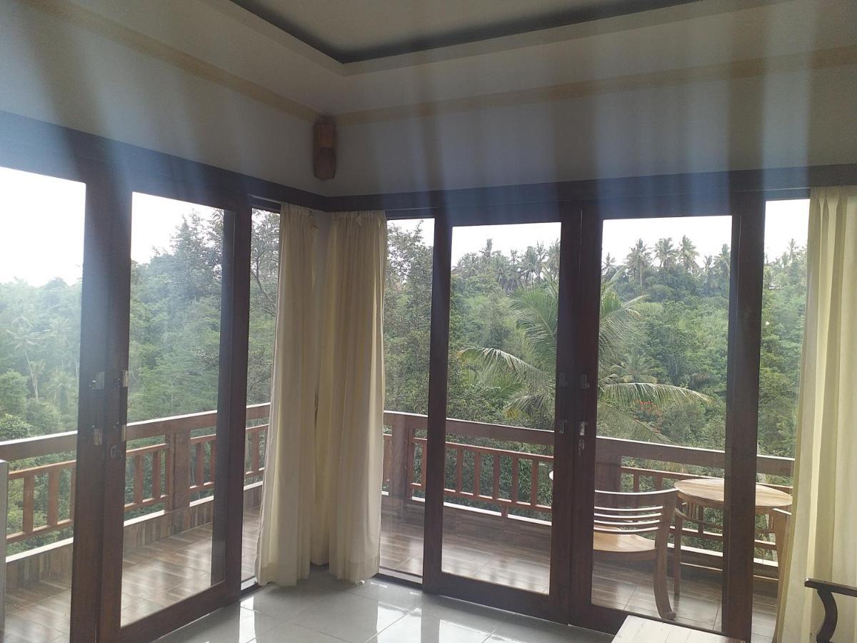 Ubud River Side House Hotel Exterior photo