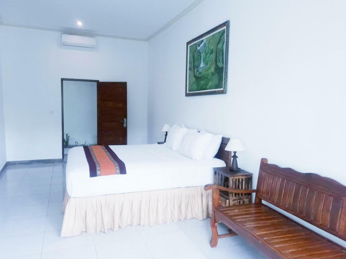Ubud River Side House Hotel Exterior photo