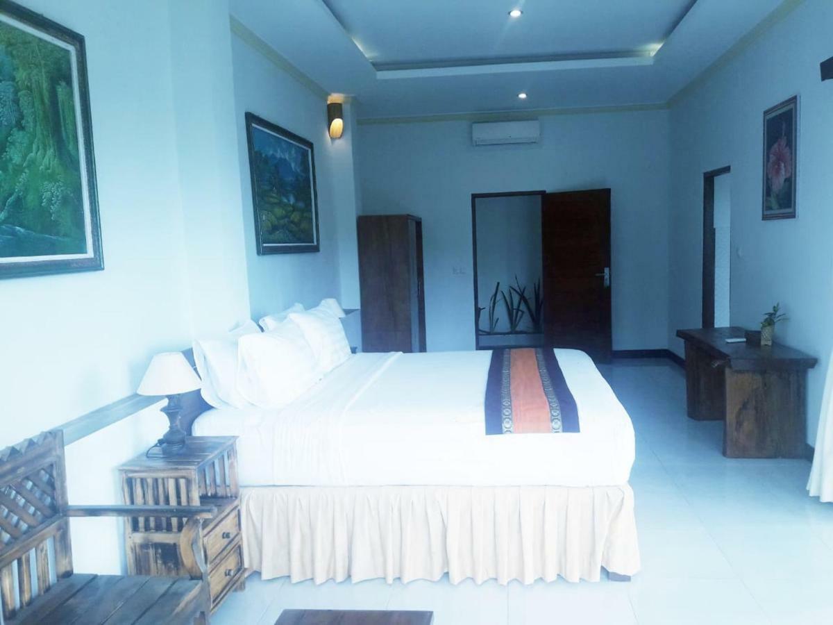 Ubud River Side House Hotel Exterior photo