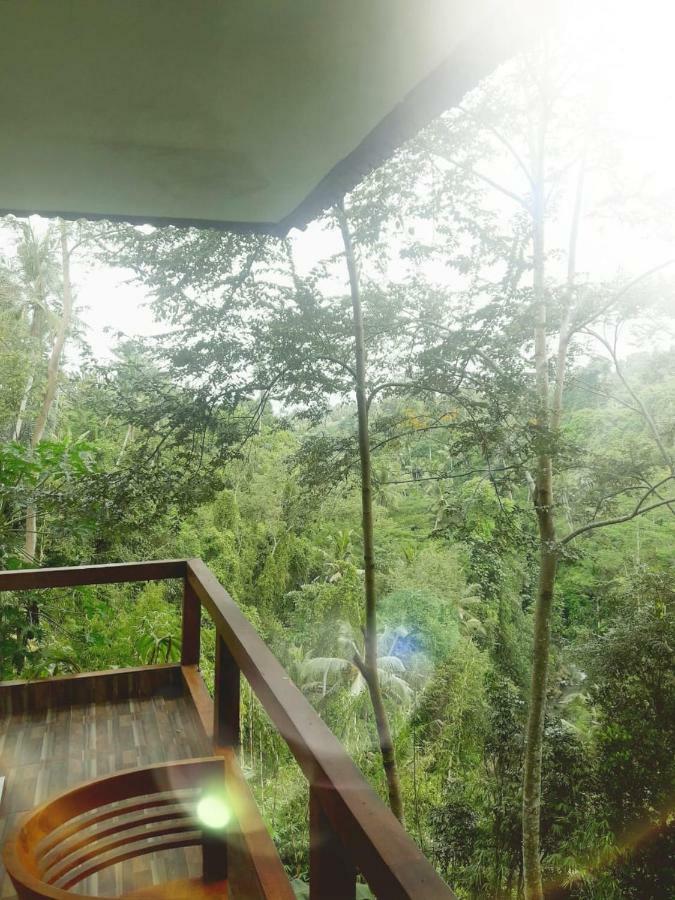 Ubud River Side House Hotel Exterior photo
